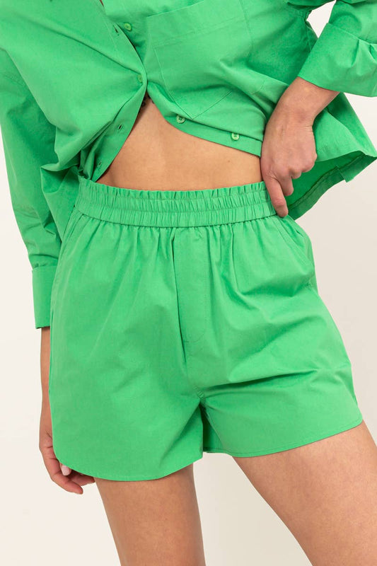 Ivy Poplin Shorts in Green