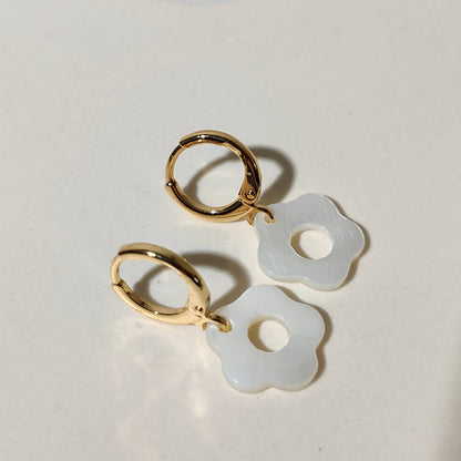 Flower Shell Huggie Hoop Earrings